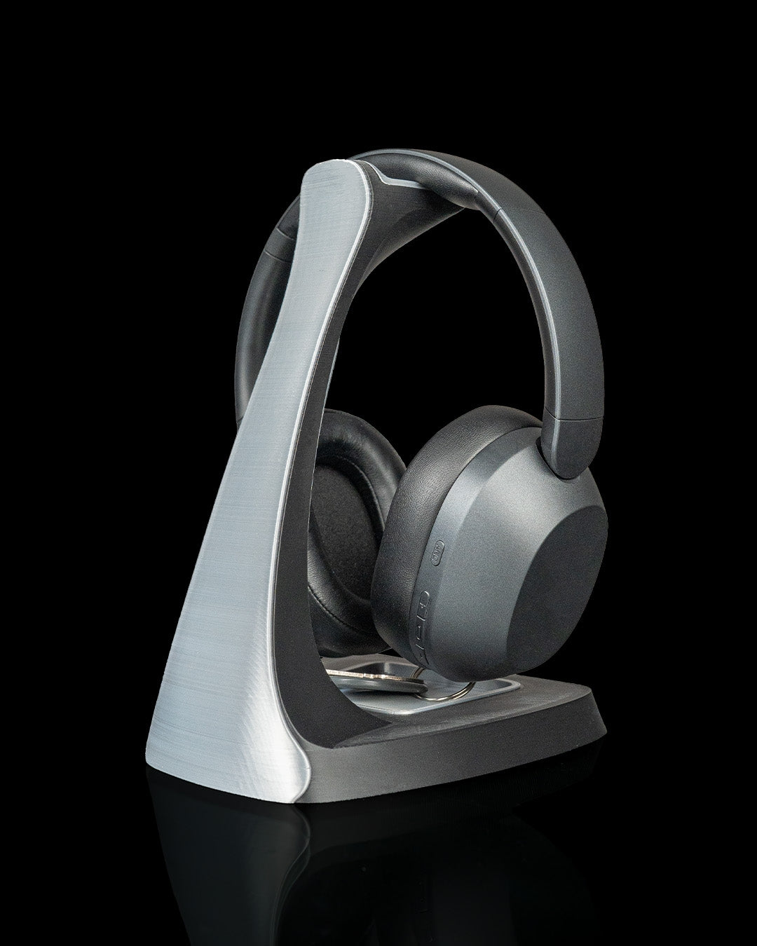 Arch Stand — a 3D-printed headphone holder — close-up detail