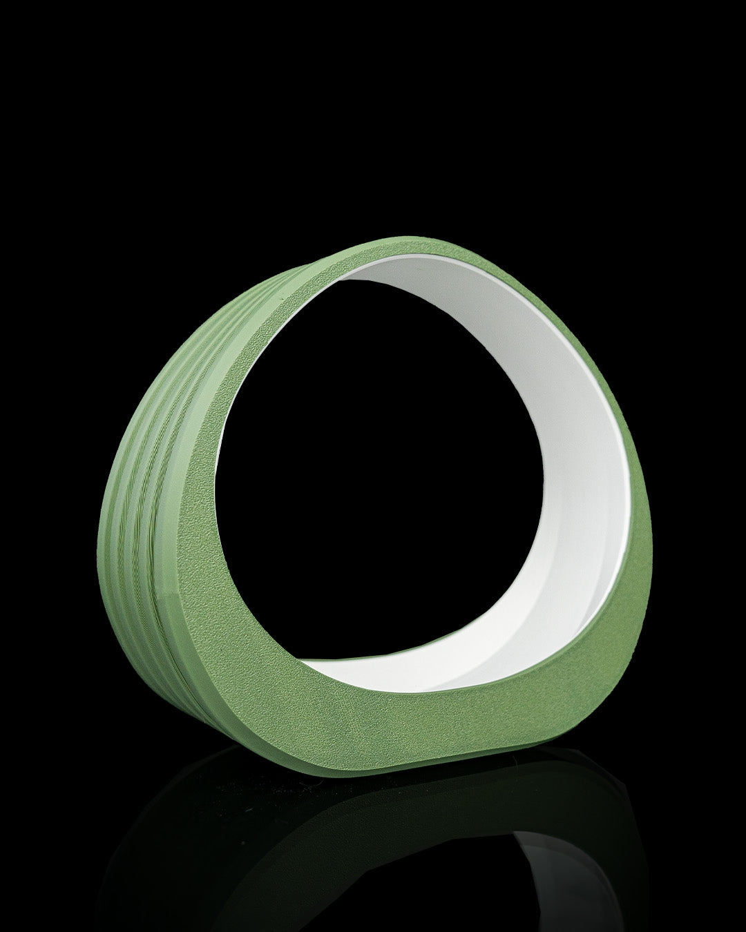 Ring Dock — a 3D-printed circular headphone holder — three-quarter angle