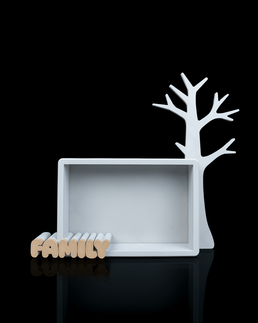 Keepsake Tree — a 3D-printed photo frame and jewelry stand — close-up detail