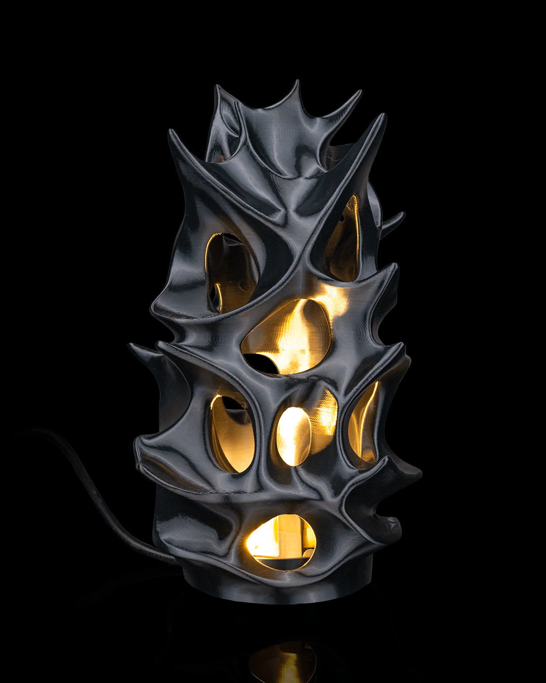 Living Core Table Lamp — sculptural 3D-printed ambient table lamp (view 4)