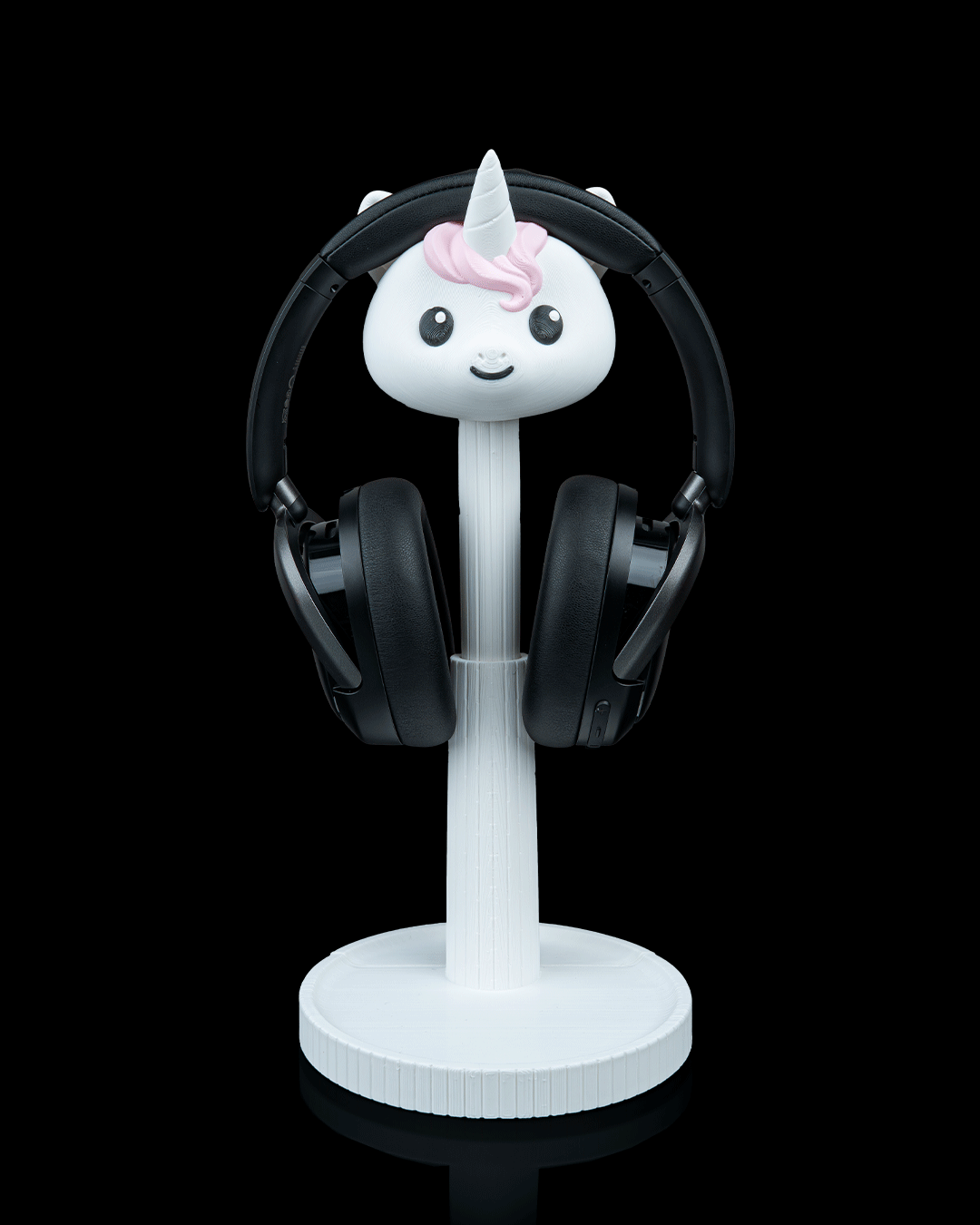 Unicorn — a 3D-printed headphone stand — color and finish detail