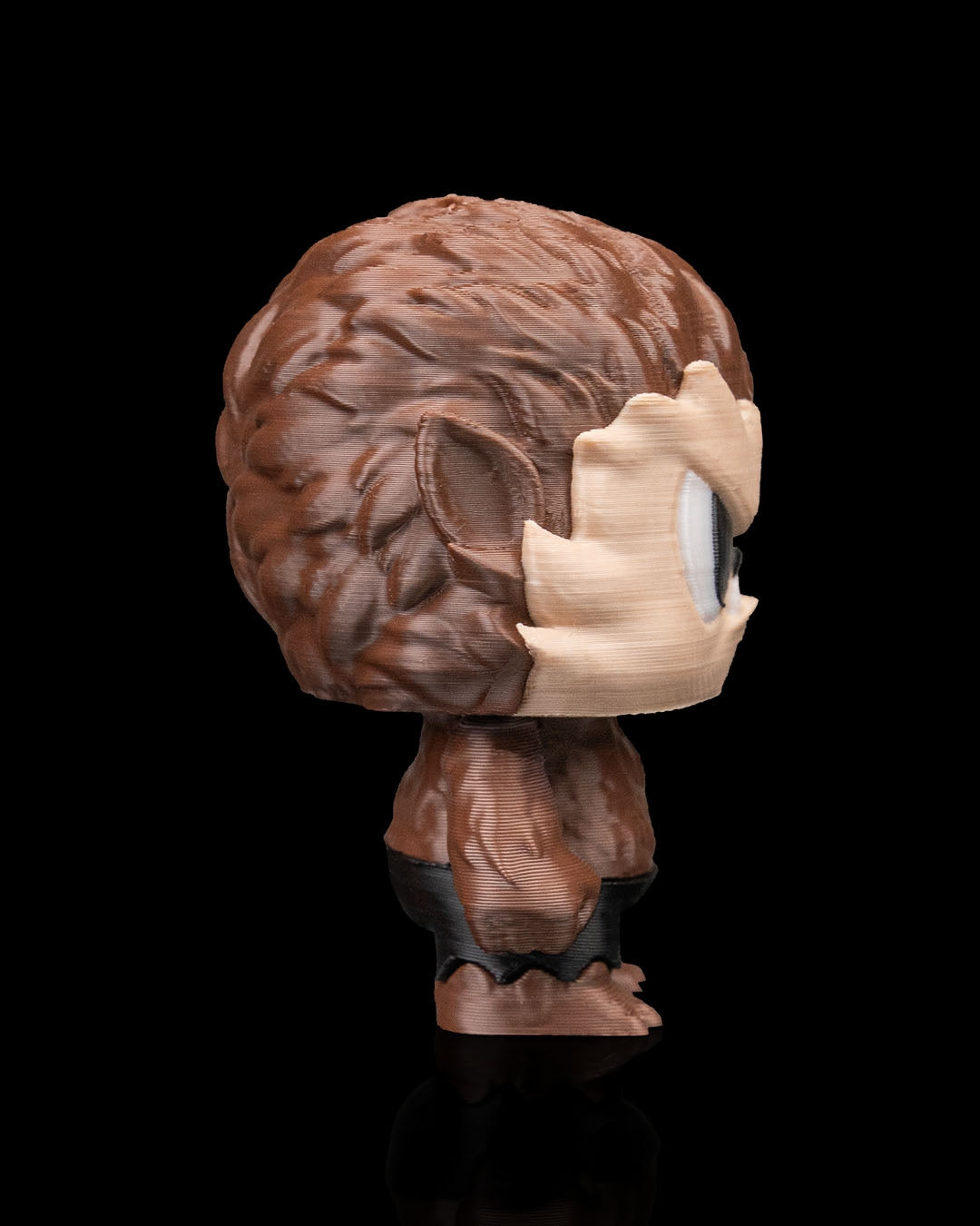 Wantywolf werewolf Anty articulated 3D-printed Halloween keyring — close-up detail of the articulated joints