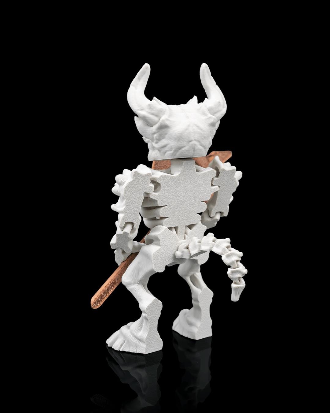 Articulated Minotaur Skeleton Figure: Mythic Labyrinth Collectible, Fantasy Desk Toy