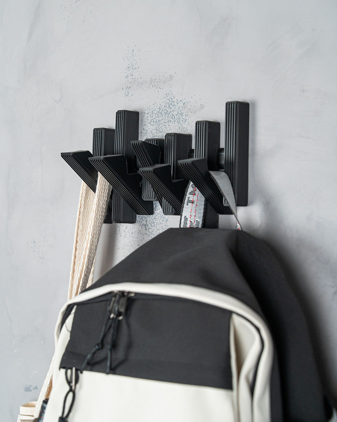 Modern Grid — a 3D-printed wall hook set — close-up detail