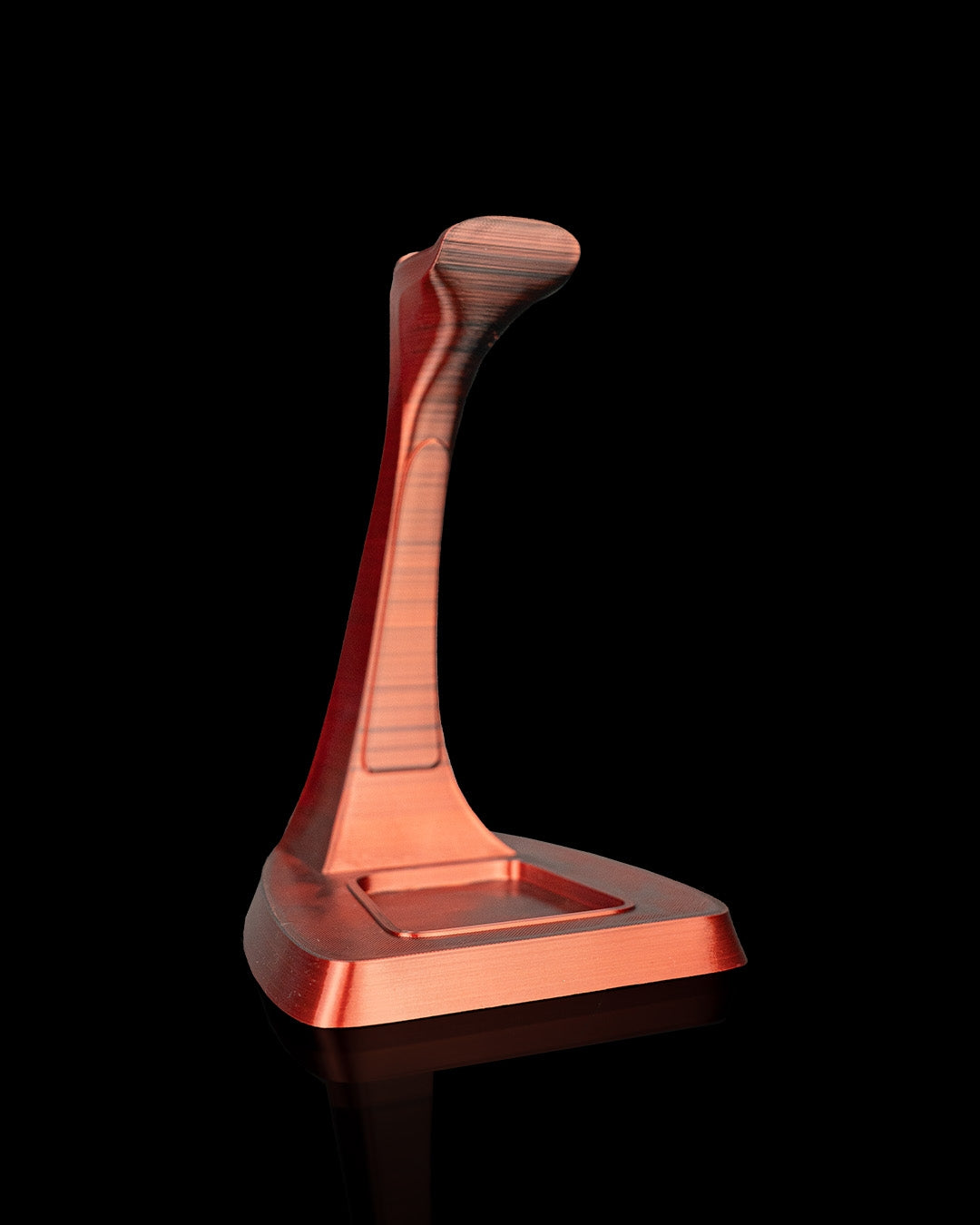Arch Stand — a 3D-printed headphone holder — three-quarter angle
