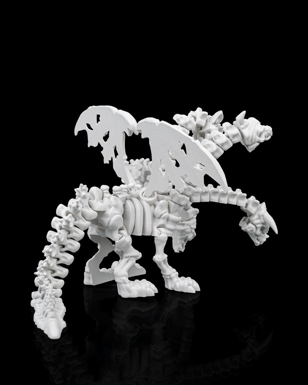 Articulated Pentadragon Skeleton Figure: Mythic Labyrinth Collectible, Fantasy Desk Toy