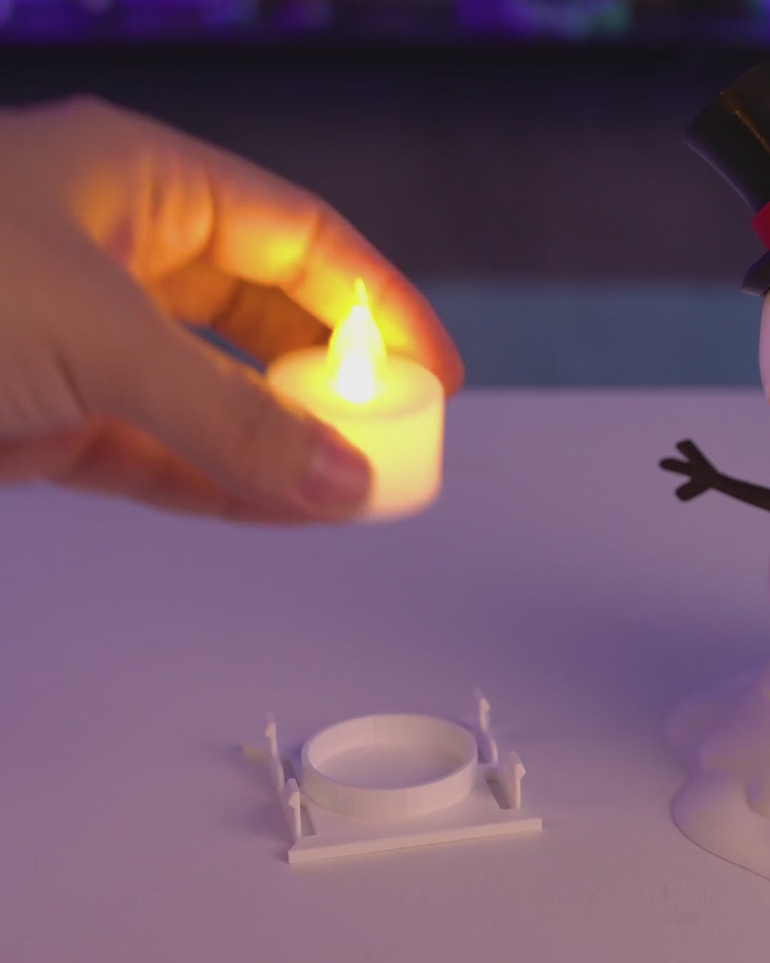 Happy Snowman Table Lamp — video
