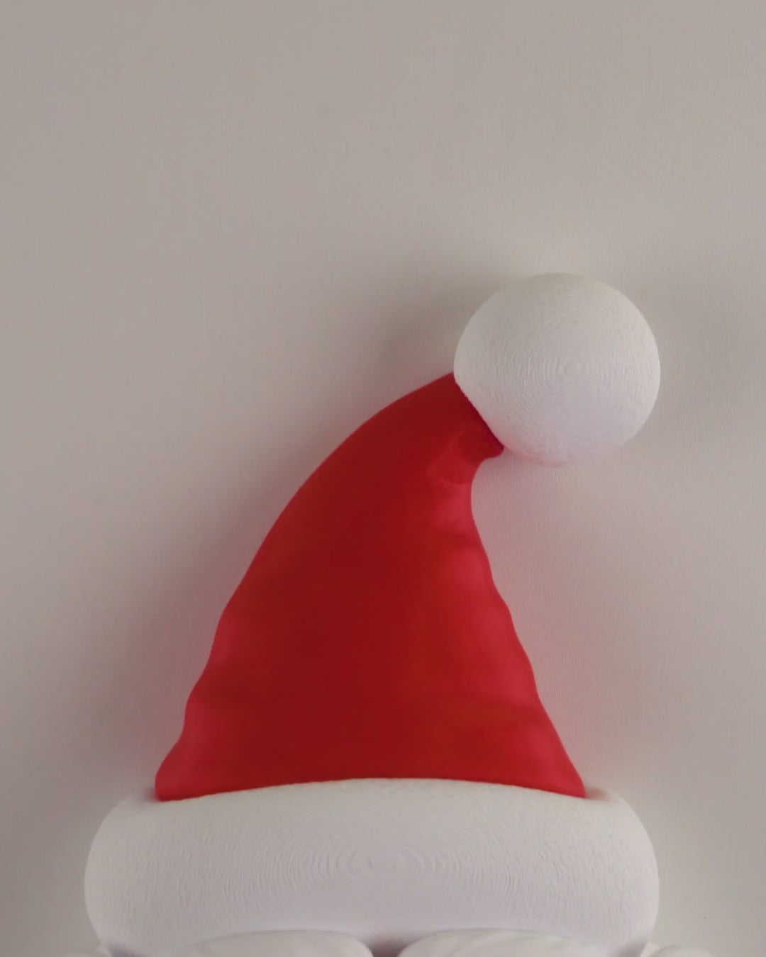 Santa's Welcome Wreath — video