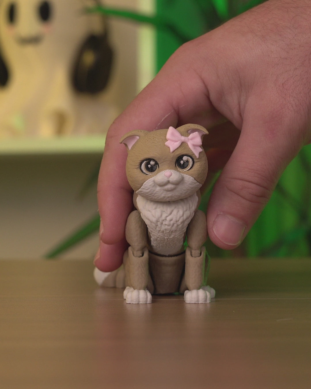 Scottish Fold cat Mochi articulated 3D print in motion — poseable figurine flexing and posing